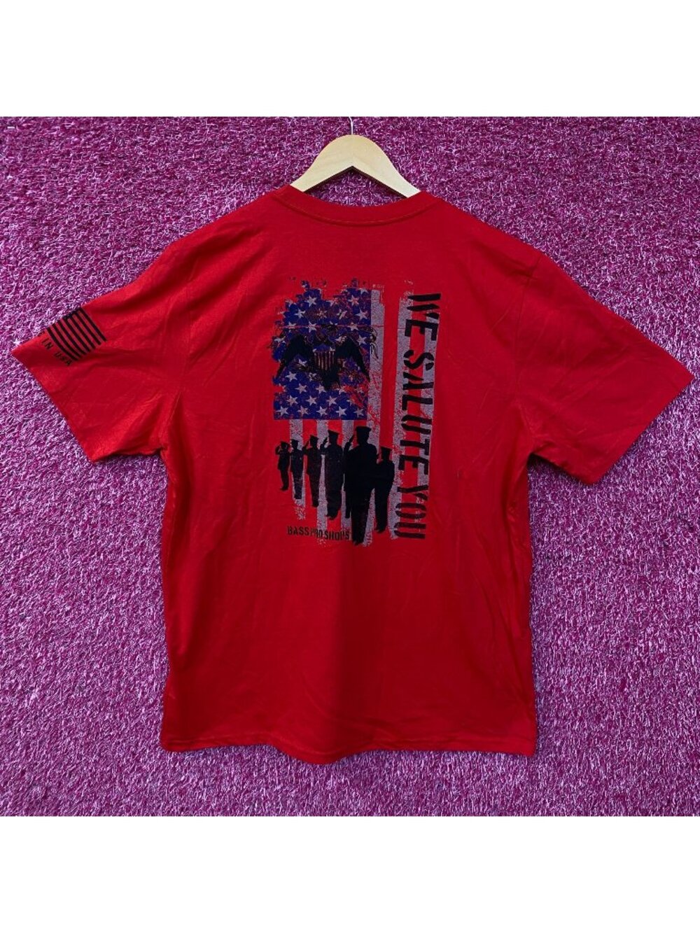 Bass Pro Shops "We Salute You" Graphic T-Shirt XL